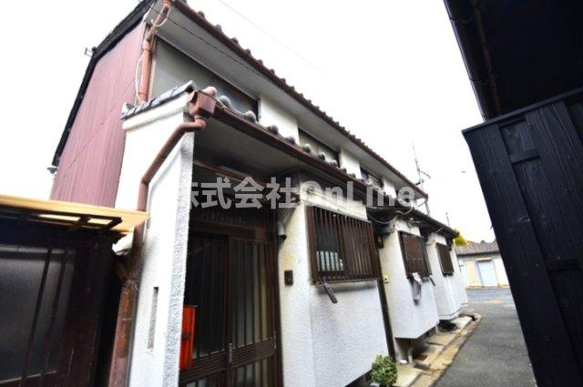 上小阪住宅B棟の外観