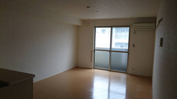 ウィル・フォーレスト B棟の居間・リビング|B202 リビング