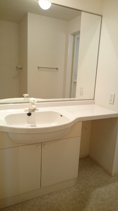 ウィル・フォーレスト B棟の洗面所|洗面所