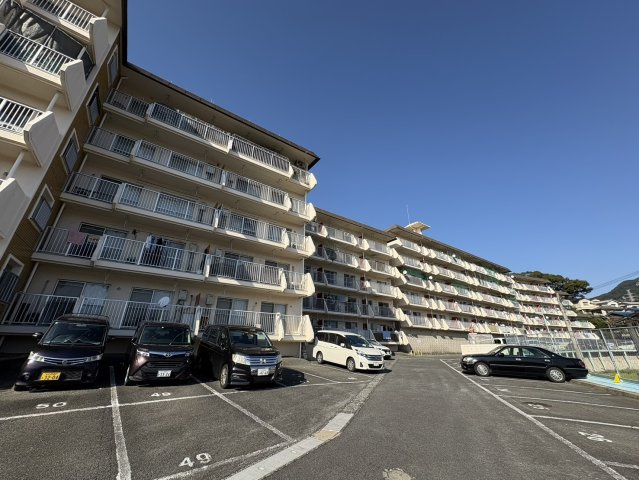 ホワイトキャッスル上の原A1棟の外観