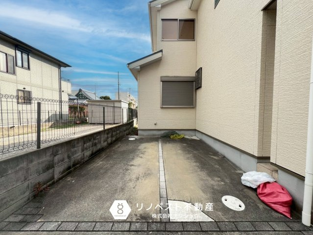 東大阪市荒本2丁目の駐車場|【リノベスト不動産】東大阪市・生野区・東成区での物件探しは弊社にお任せください！
