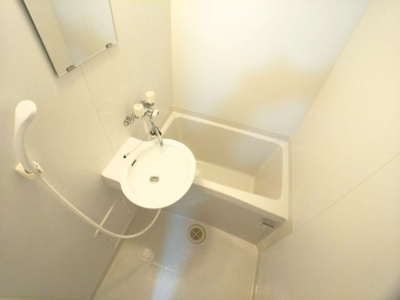 【浴室】 | レオパレス有富 | 快適なバスルーム