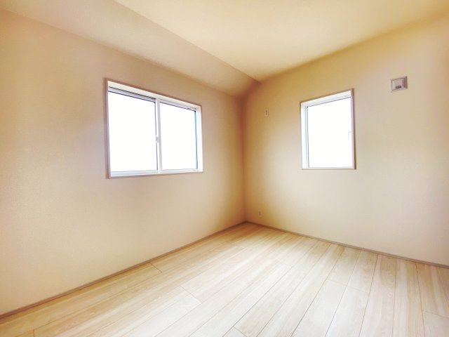 『八王子市新築戸建て』八王子市石川町987【仲介手数料無料】　の洋室|～仲介手数料無料☆八王子ひなた不動産～八王子市石川町　新築戸建て