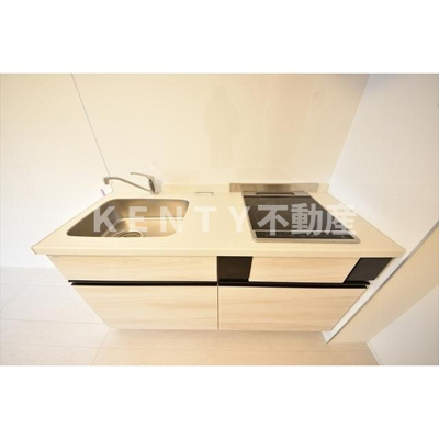 【キッチン】 | CASA PIAZZA 品川イースト | コンパクトなキッチンで掃除もラクラク