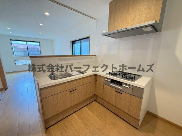 若葉町戸建　賃貸のキッチン|使いやすいキッチンです