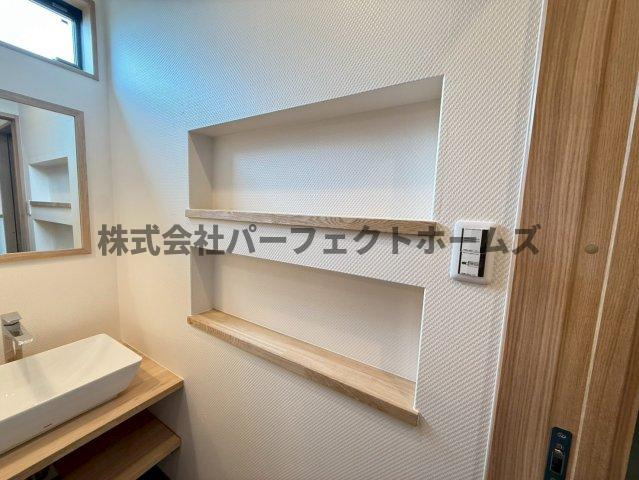 若葉町戸建　賃貸の収納|収納豊富です