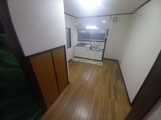 【居間・リビング】 | 丘の上の陽だまり（松が丘町４丁目戸建て）