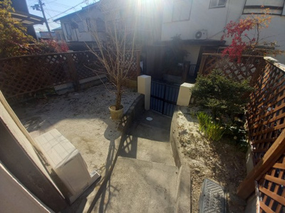 【庭】 | 丘の上の陽だまり（松が丘町４丁目戸建て）