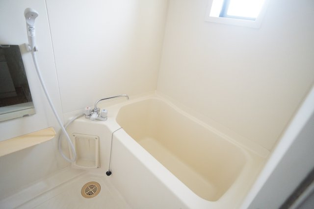 ラ・メゾン御殿山の浴室