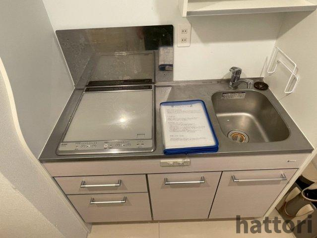 セレニテ江坂ルフレのキッチン