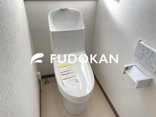 山形市沼木【Z空調】のトイレ|節水タイプのトイレは水道代の節約に繋がります。