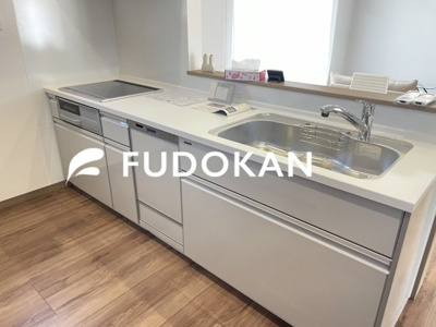 【キッチン】 | 山形市沼木【Z空調】 | 広々ワイドなキッチンは料理がしやすく快適です。