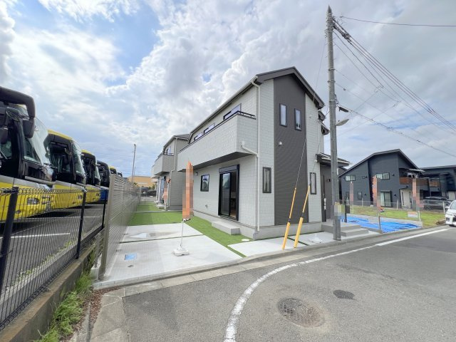 昭島市福島町2丁目　新築戸建全3棟の外観|駐車スペース