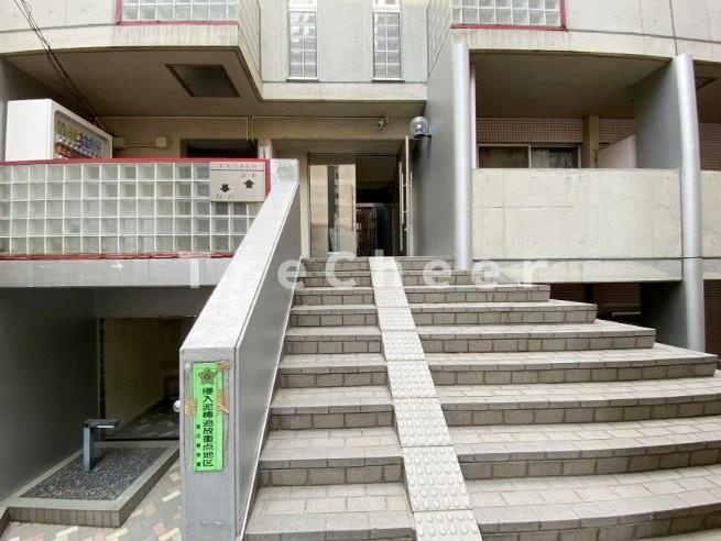 アスパ小石川のエントランス