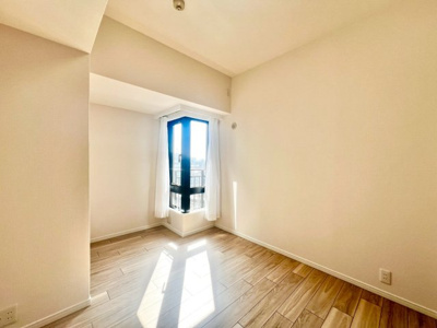 【洋室】 | ラフェスト天王寺東