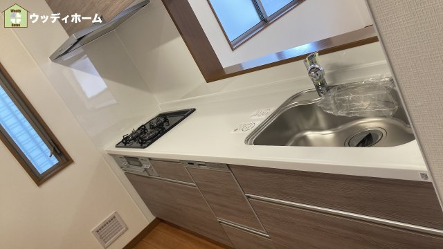 川口市新堀　中古一戸建てのキッチン