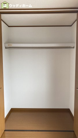 川口市新堀　中古一戸建ての収納