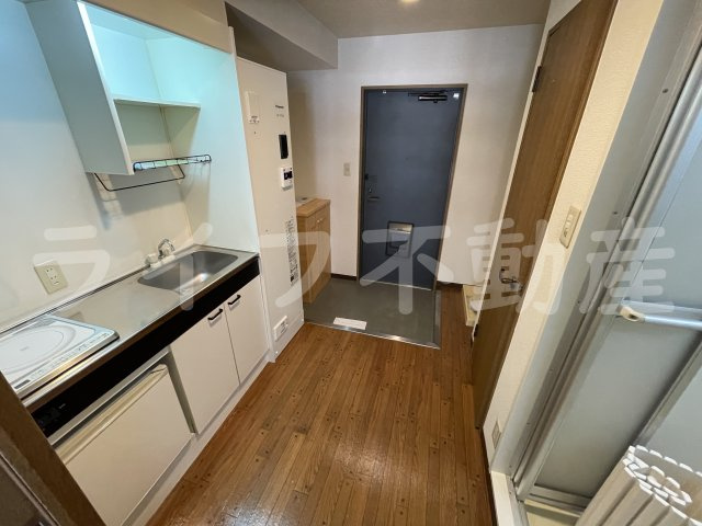 ルビダクオ荒本のキッチン|コンパクトなキッチンで掃除もラクラク