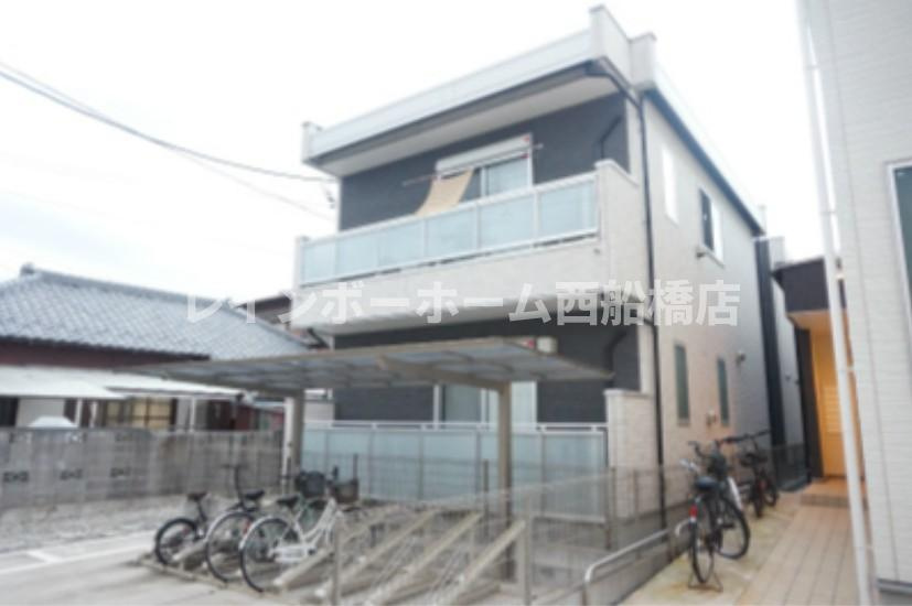 千葉市花見川区検見川町３丁目のアパート