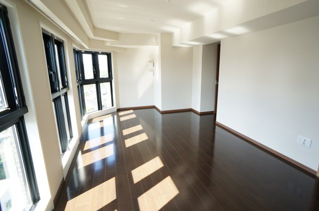 ディオ学園前プレシアの居間・リビング