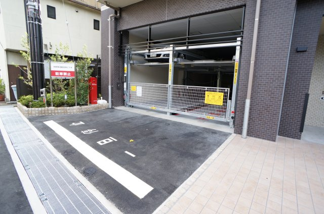 ディオ学園前プレシアの駐車場