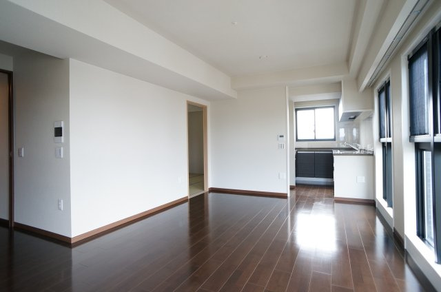 ディオ学園前プレシアの居間・リビング