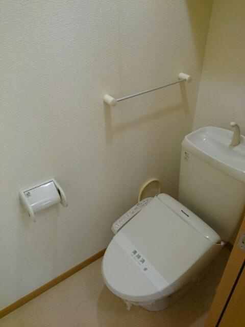 ＭＡＩＳＯＮ　ＳＯＬＥＩＬ(メゾン　ソレイユ)のトイレ