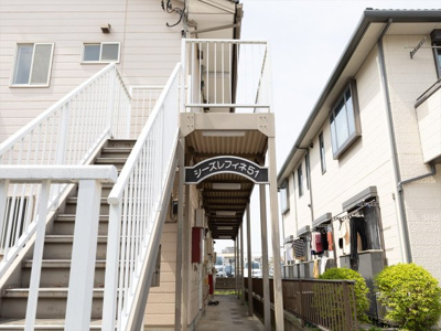 【エントランス】 | シーズ・レフィネ51