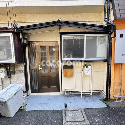 江瀬美町テラスのエントランス