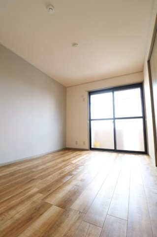 フリージアコートの居間・リビング