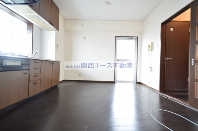 【居間・リビング】 | ツカサロイヤルハイツ瓢箪山