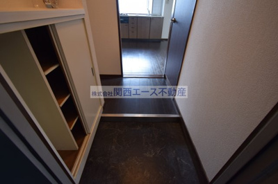 【玄関】 | ツカサロイヤルハイツ瓢箪山