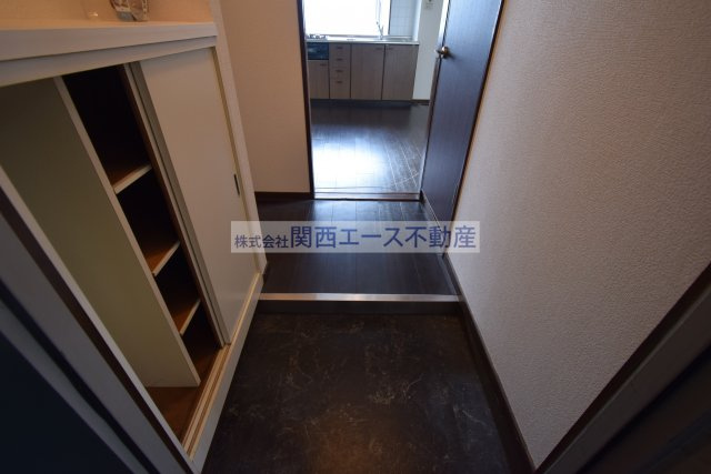 【玄関】 | ツカサロイヤルハイツ瓢箪山