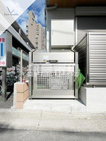 グラナーデ南千住の設備|ゴミストッカー