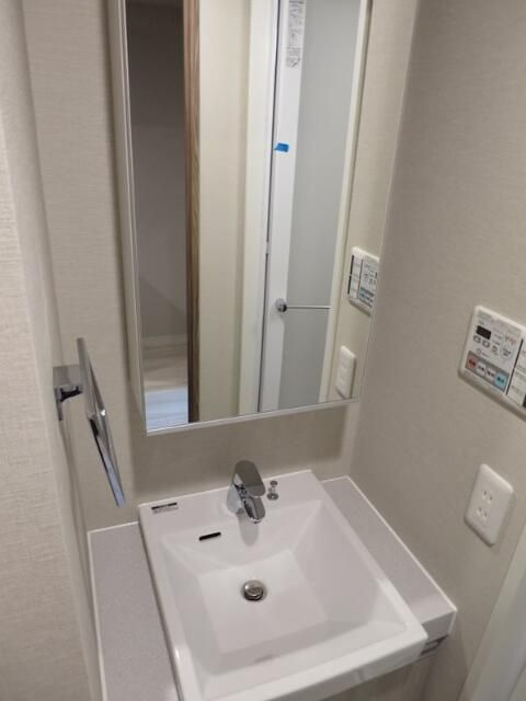 ＨＹ’ｓ　ｒｅｖｅの洗面所