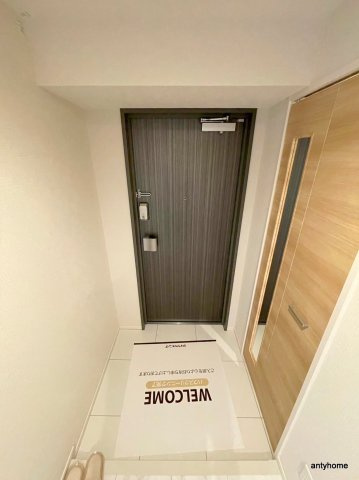 IBC Residence West　仲介手数料無料の玄関