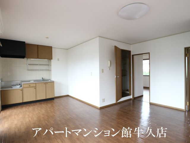 サンマリーナAの居間・リビング