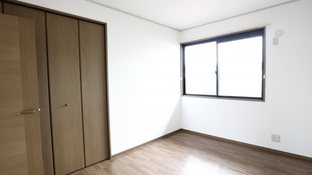 サンマリーナAの寝室