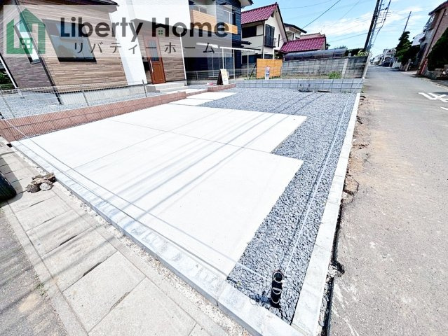 ひたちなか市稲田１期　新築戸建の駐車場