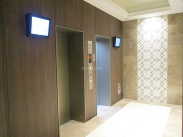 パークアクシス赤羽南のその他共用部分|エレベーターは2基あります☆