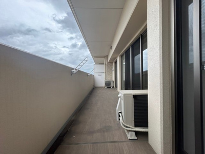 【バルコニー】 | スプランディッド池田呉服町