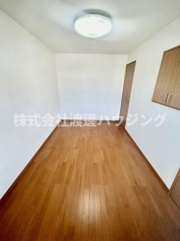 東大阪市西堤本通東テラスハウスの洋室