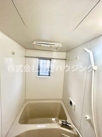 東大阪市西堤本通東テラスハウスのその他|窓