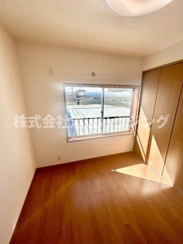 東大阪市西堤本通東テラスハウスのその他|窓
