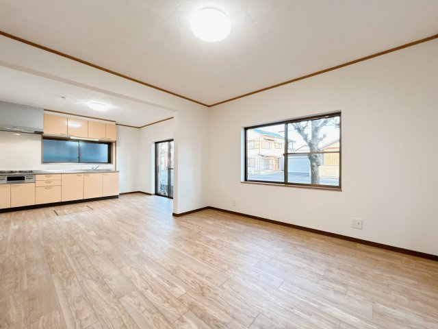 リフォーム済中古戸建　一宮市中島通５丁目　平成18年築の居間・リビング