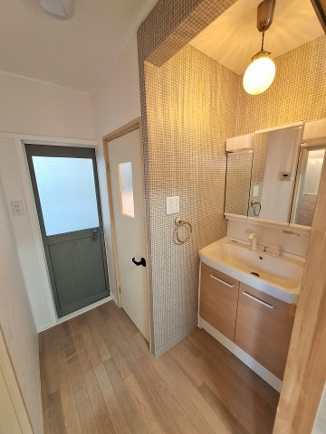 城垣町テラスの洗面所