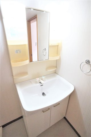 蔵屋マンション第一の独立洗面台