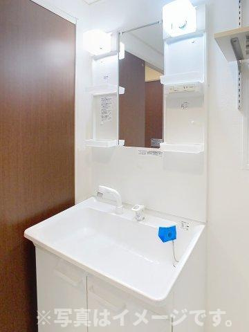 レトア感田Bの洗面所