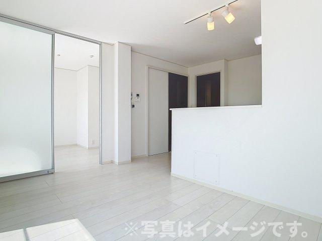 レトア感田Bの居間・リビング