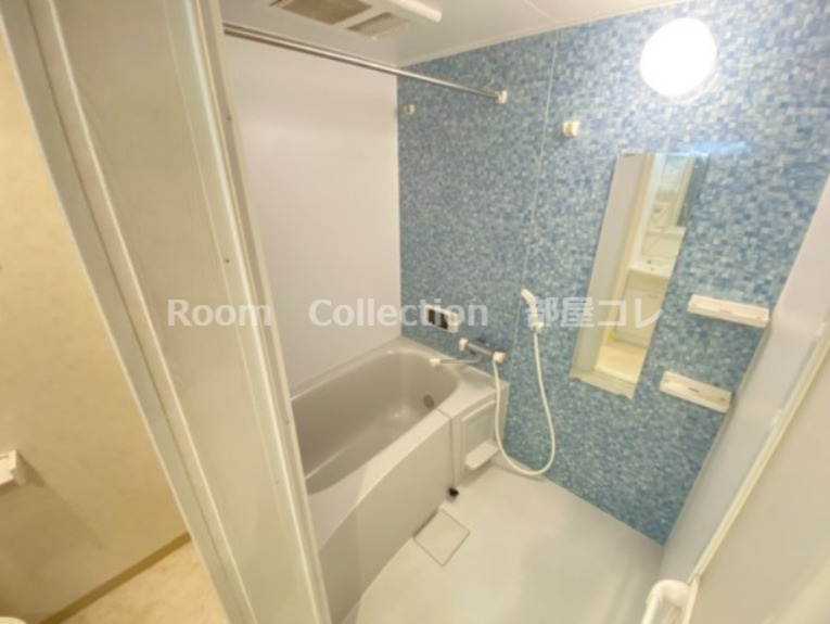 Ceres岩塚駅前A棟の浴室